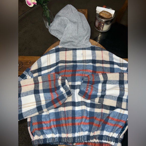 New Look hoodie - Picture 2 of 3